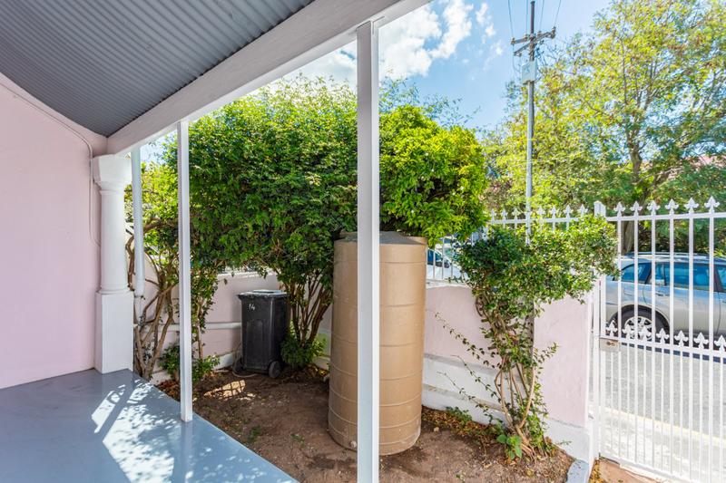 To Let 1 Bedroom Property for Rent in Observatory Western Cape